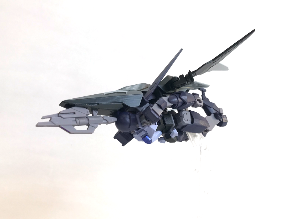 勿論アルスコアフライヤーにも変形可能です。アルスコアガンダムのウイングとディフェンサーのウイングの鋭さが丁度よく合っててよかった。