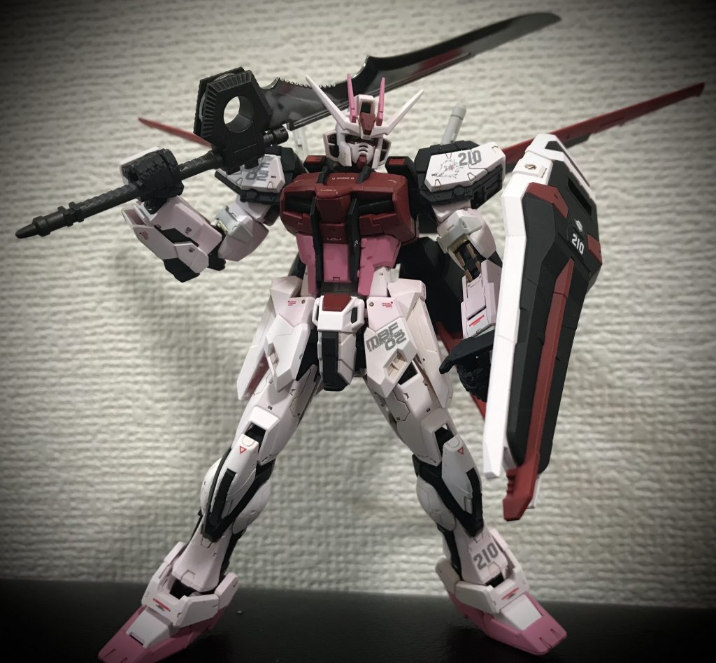 RGなので特にいじらず、全塗装のみですが中々かっこよくて満足です😁