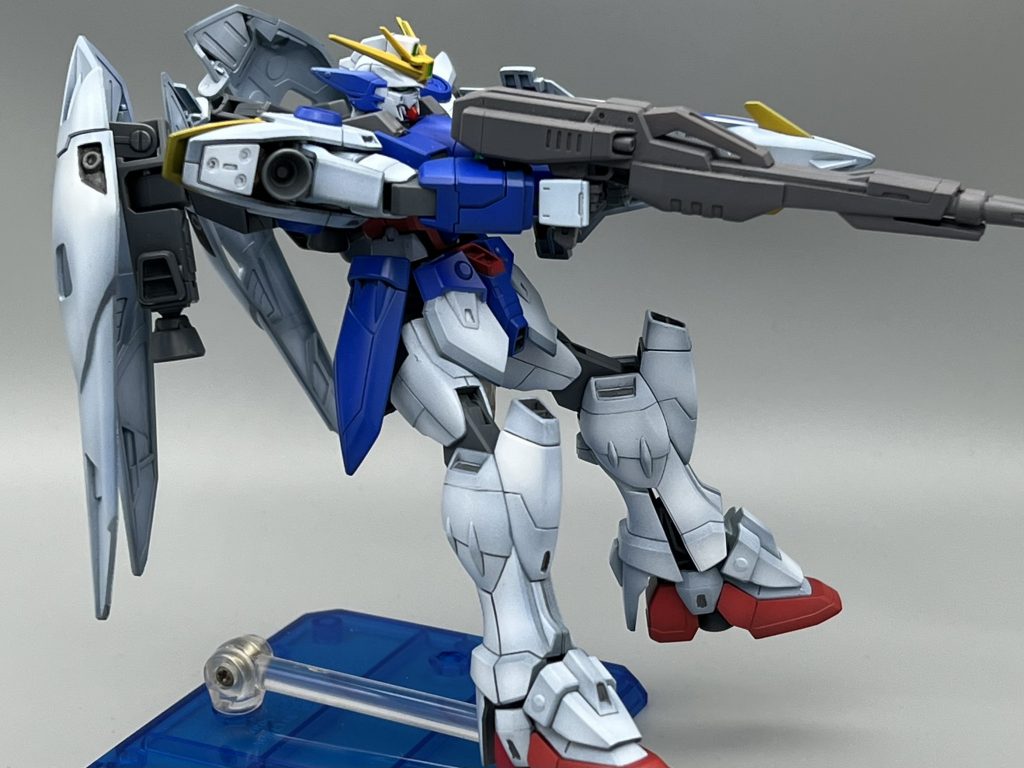 ウイングガンダムゼロ(EWカラー)–3枚目/制作者：立川