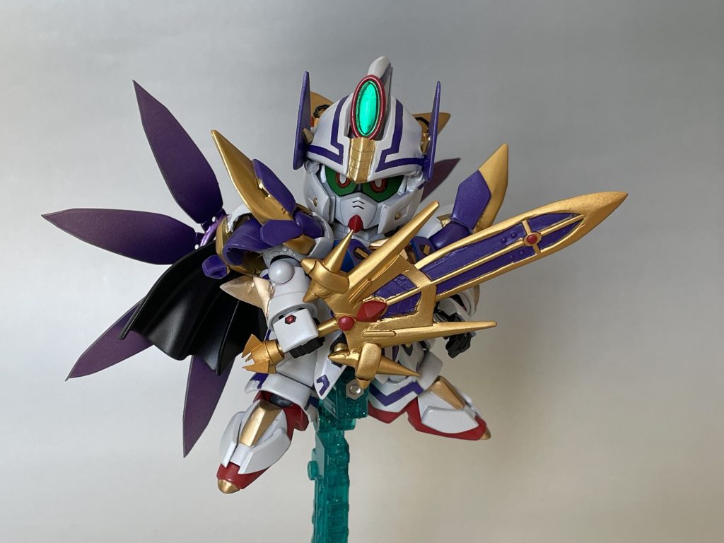 剣はバーサルソードを軸に騎士のアンテナなどを組み合わせてます。