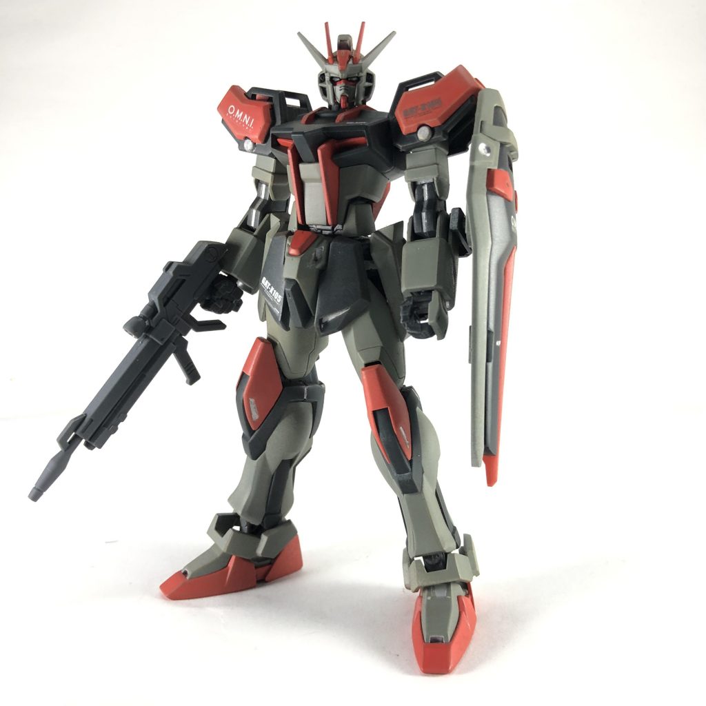 今回は面を出して綺麗に作るを目標にヤスリがけを行いました。影がついていいですね！しっかりヤスリがけすることの大事さを改めて実感しました！