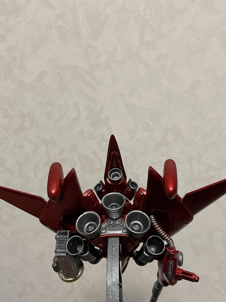 本来クローアームと電撃機雷のあるポイントはスラスターを増設