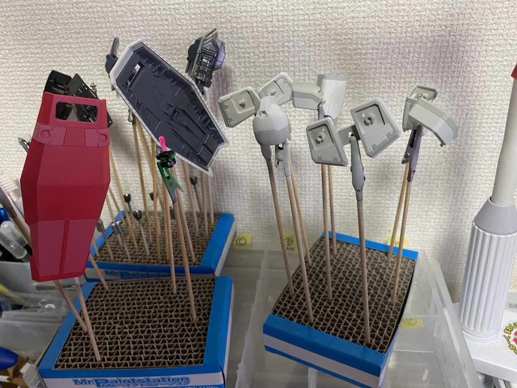 今回から超音波洗浄機を導入しましたが、丁寧に下処理することで塗膜が強くなるのを実感しました。以前はマスキングしただけでハゲまくってたので…