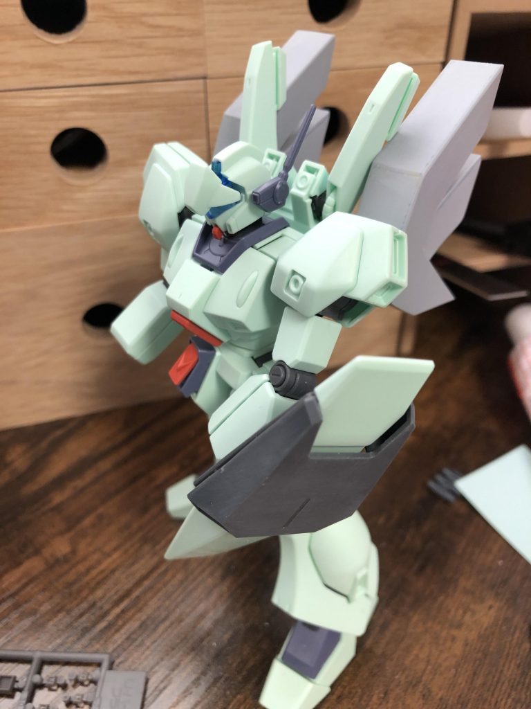 素組みジェガンです。