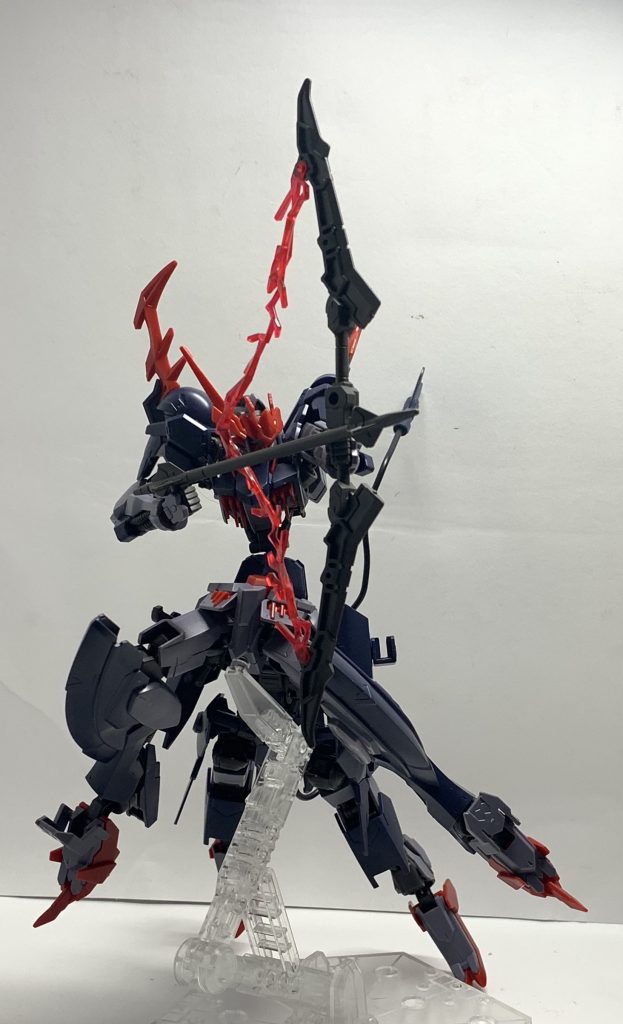 四脚のメカはポージングが難しいです。