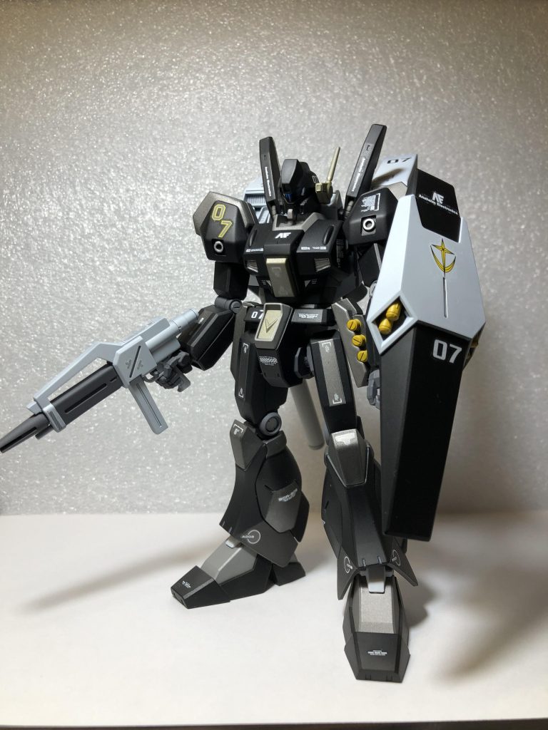 HG息子専用ジェガン–2枚目/制作者：おやプラ