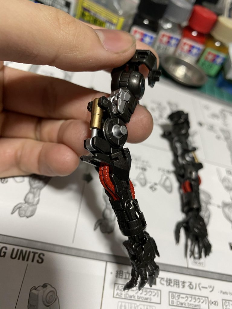 あまりMGに触れず、普段がHG主体で作るので新鮮でした。あとパーツが大きいから塗りやすい(*´∀`*)