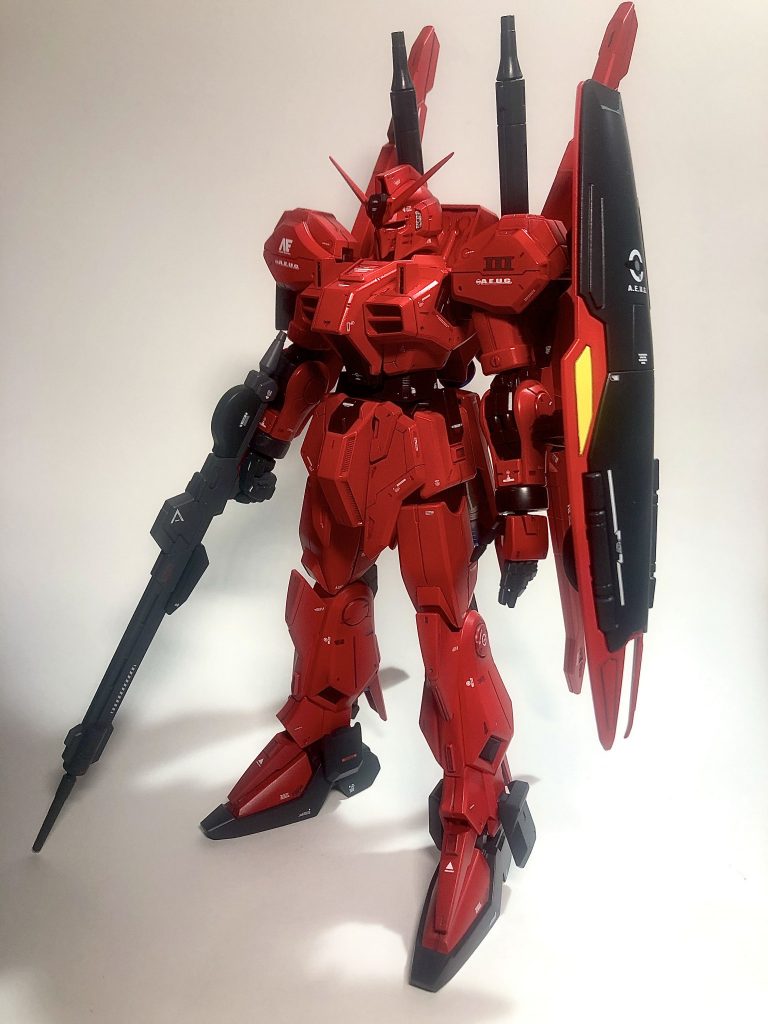 胸部、フロントスカートと膝部分他多少モールド追加してみました。他の方の作品拝見させて頂き参考にしました。