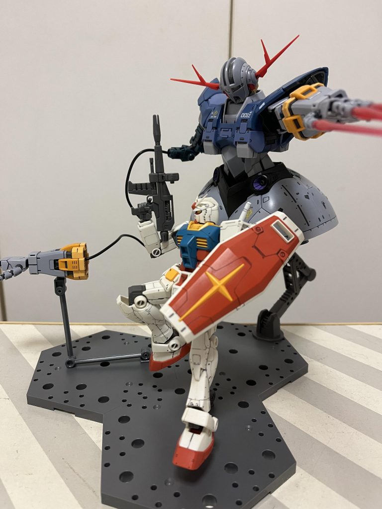 最後はあり得たかもしれない世界線。アムロとシャアの共闘で! ギレンの野望で実現した時は嬉しかったですねぇ。まあ、あの世界線だとキャスガンに乗ってる方がしっくりきますけどwということで終わりです。それじゃあ。。