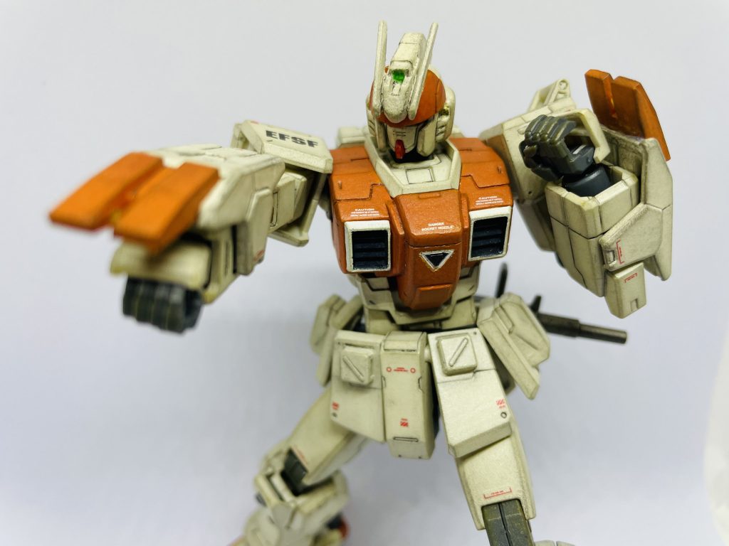 近接戦闘の格闘戦でもショートシールドネイルは大活躍!08小隊の『三次元の戦い』でシローがシールド打突したのが印象的だったのでマネっこwww