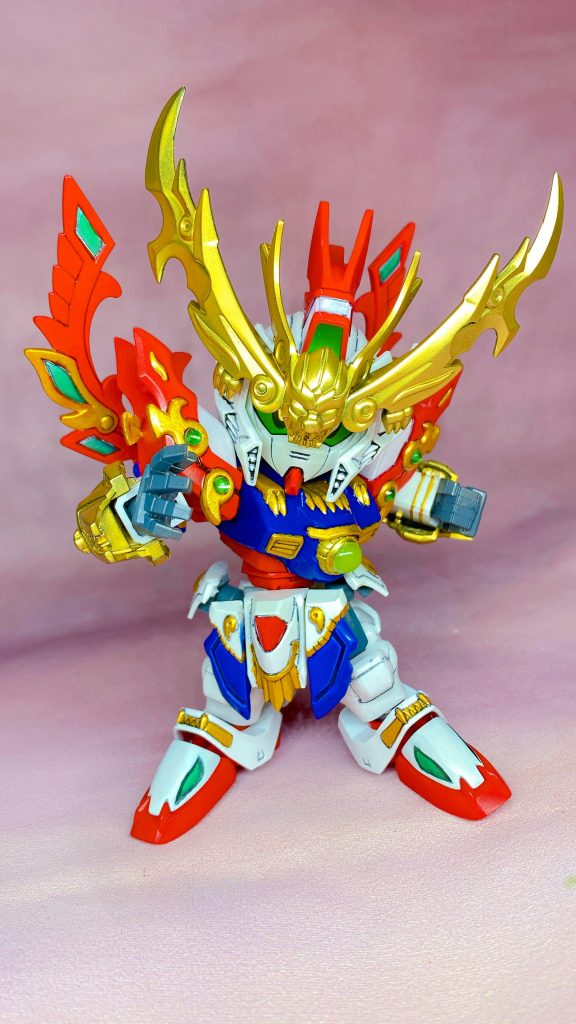 腹部の工作は試行錯誤しながらでしたがいざアクションを付けるとサマになっていて大変効果的で頑張ったかいがありました。