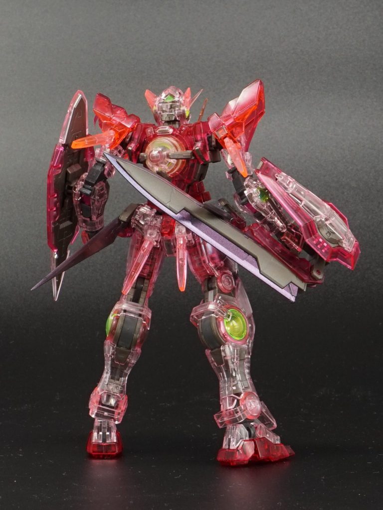 バックショット。各刀身が偏光メッキカラーになってるそうです。