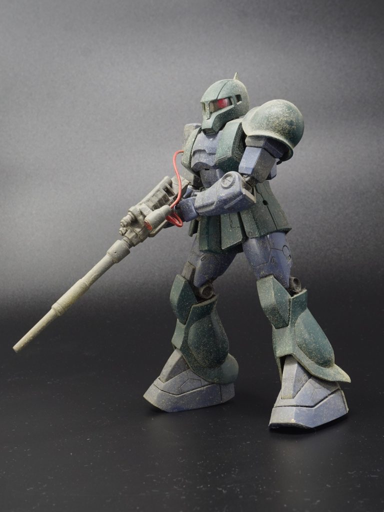 合わせ目消しと塗装をした…はずです。