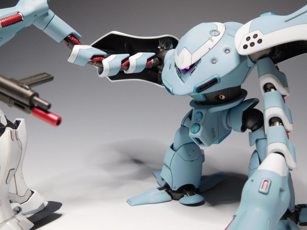 【劇中イメージ②】怖い…こんなMSに襲われたらひとたまりもない…今回のモノアイいい感じに発光出来たと思うんですがどうでしょうか?