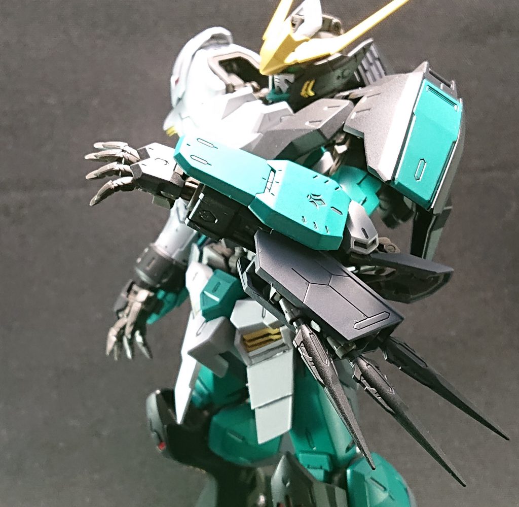 ガンダムバルバトス〈コルタール〉–4枚目/制作者:むらくも