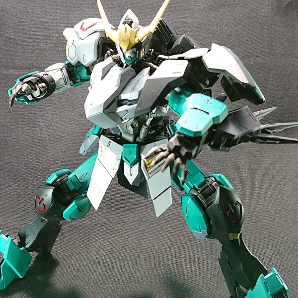 ガンダムバルバトス〈コルタール〉