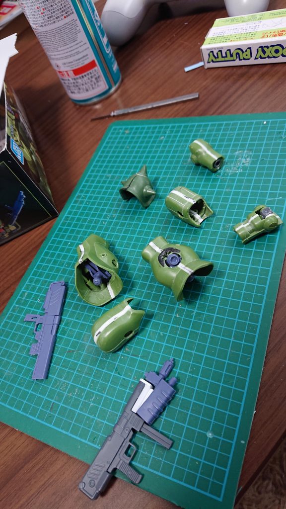 切ったり貼ったりです。