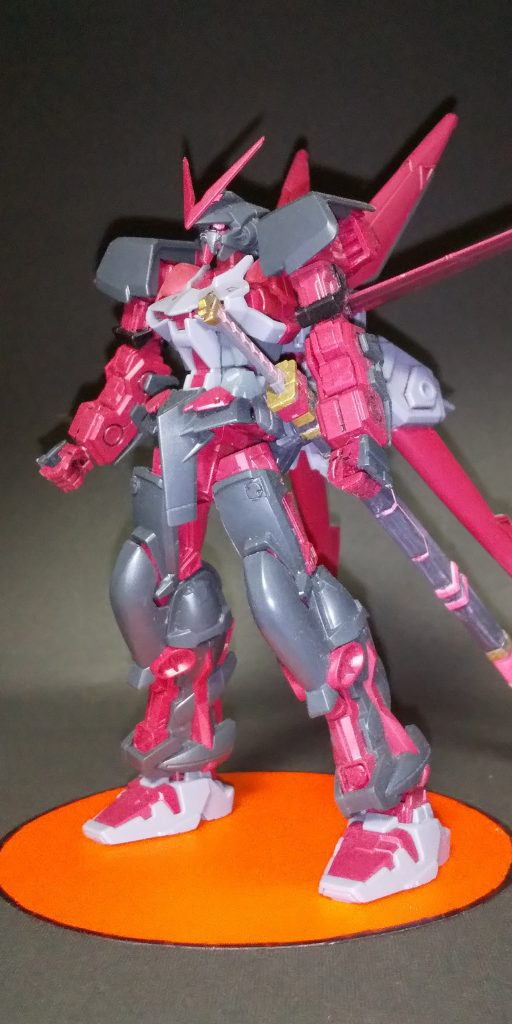 とにかく、鞘とガーベラストレートの塗り分けが鬼門でした