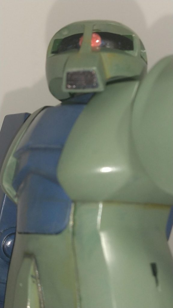 以上、1/100旧型ザクでした。旧キットは大変だけど楽しい。