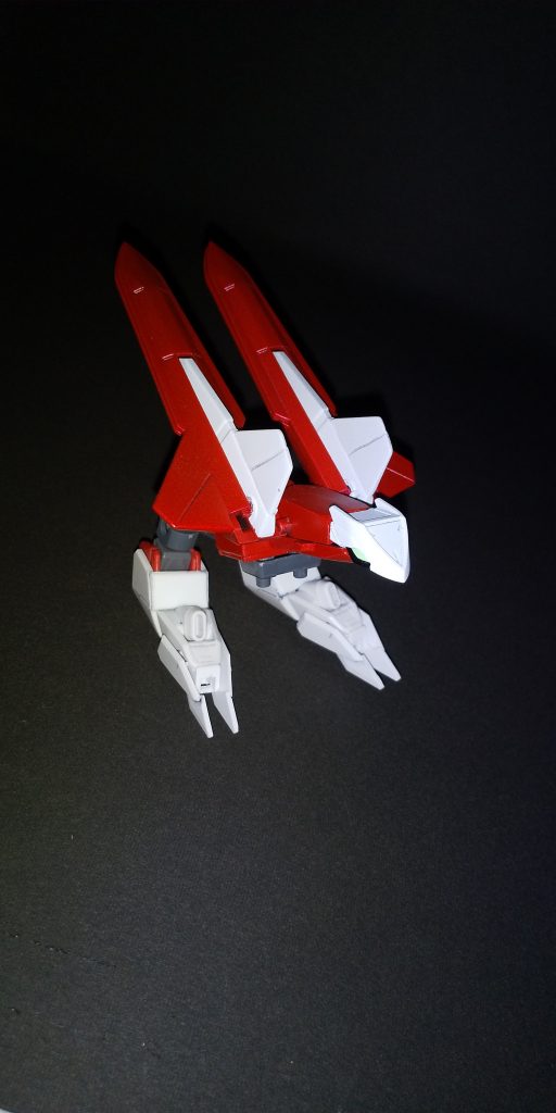 バックパックは一応サポートメカの設定で、こんな感じになりますフリーダム炎の胸パーツが鳥に見えたので作りましたわ~