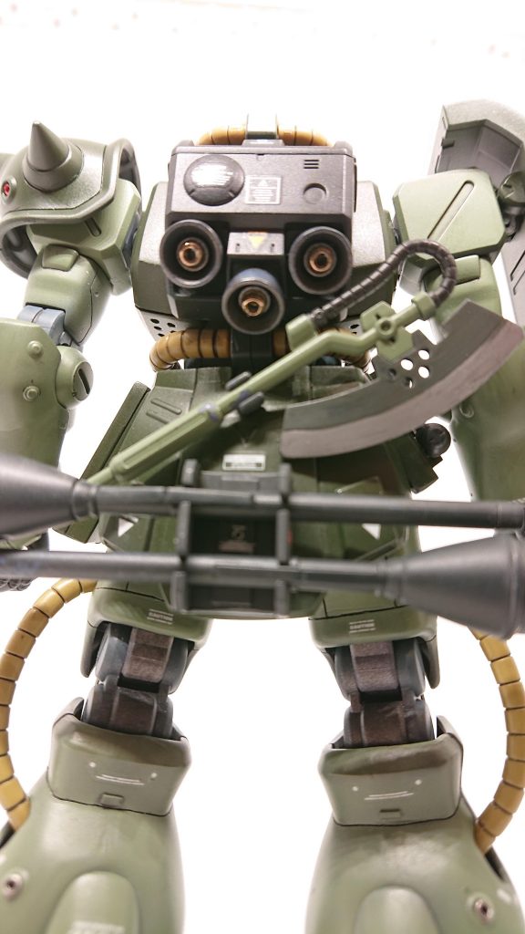 シュツルムファウストのラックをプラ板で作製しました。ネオジウム磁石で着脱式です。バックパックは手芸用のビーズでディテールアップしました、手軽で効果のある作業と思います。