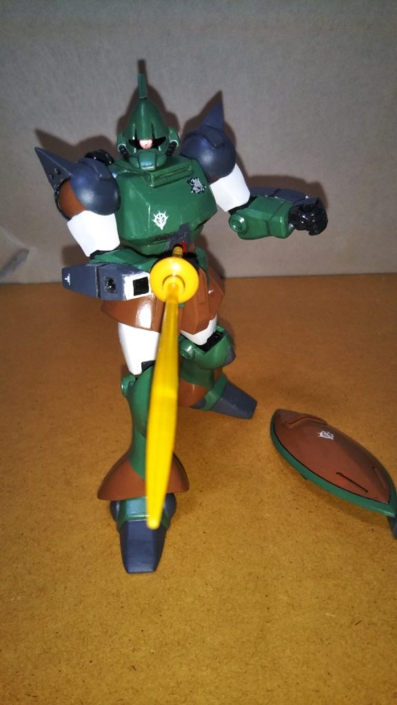 最後までご覧いただきありがとうございました。 久々の大改造だったのでかなり手間はかかってしまいましたが、なんとか完成させることができて良かったです。 ストーリー投稿というモノにも初挑戦してみましたが、製作途中の状態にもたくさんの方々から暖かいコメントや励まし、時にはアドバイスをいただけ、モチベーションを維持することができました。 皆様、改めて、本当にありがとうございました。 この「ガルバルディα」という機体、実は4年ほど前に「ガンダム ビルドダイバーズ」でコーイチ兄さんが製作しているのを見て触発され、手持ちのギャンを使ってなんとか製作できないかと考えていた機体でした。 しかしながら、当時の私の技術ではどこをどういじればいいか分からず、手間も非常に掛かることが容易に予想できたため、長年積んでしまってありました。 今回こうして、積みプラを最高の形に仕上げることができて、非常に良い経験になりました。 最後になりますが、本作品をご覧になっての感想などいただけますと幸いです。 そして、今回はもうひとつ、本作品をストーリー投稿から応援して下さっていた方々にお願いがあります。 今回のストーリー投稿では、ネタバレ禁止令まで敷いて、敢えて「ガルバルディα」を製作していることを伏せて製作状況を皆様にお届けしてきました。 ですが、ガンダム好きな方なら、どこかのタイミングで「あ!これガルバルディαだ」と気付かれたのではないかと思います。 そこで、ストーリー投稿の何回目あたりでこの機体を予想できたか、是非コメント欄などでお知らせしていただけますと、私としても今後の製作や投稿の参考になりますので、よろしくお願いいたします。 最後まで分からなかった方も「最後まで分からなかったです」とコメントいただけますと嬉しいです。