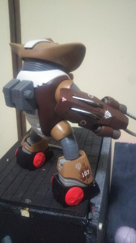 アッグガイex–5枚目/制作者：中村シュウスイ