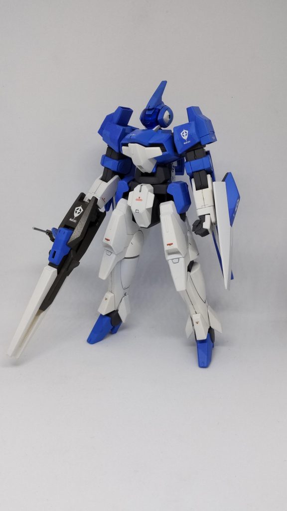 正面。スプリッター迷彩を施すのにセンチネルのEx-Sを参考にしたので、かなり青が濃くなってしまいました。…これはこれでアリかなと。