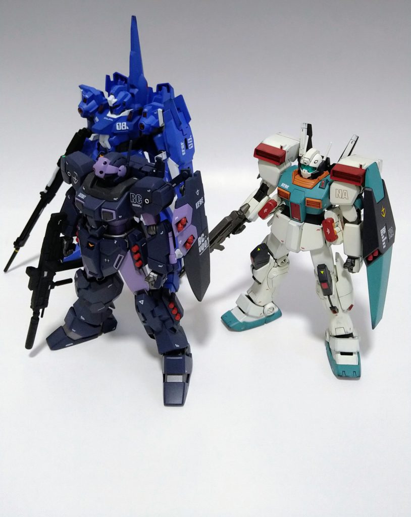 量産機が好き。