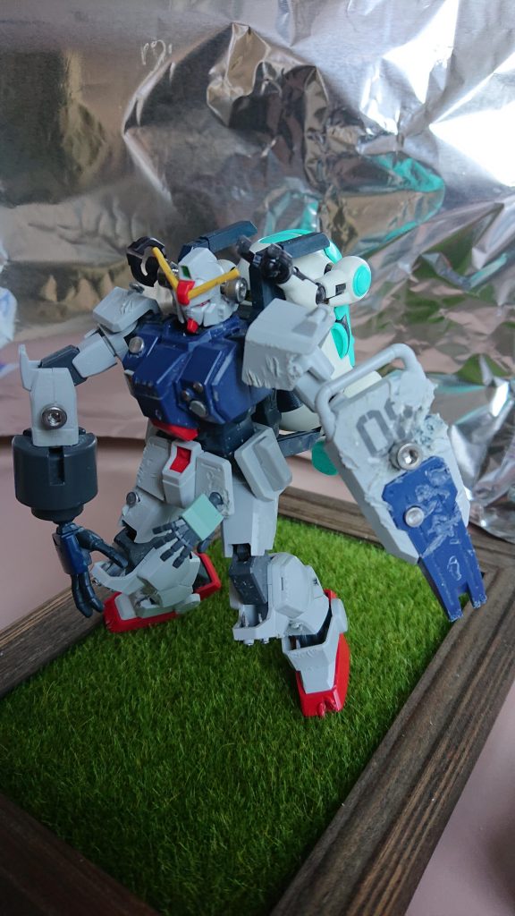 背中には、岸辺露伴は動かないの、背中に憑依するやつがコンテナの変わりについている。