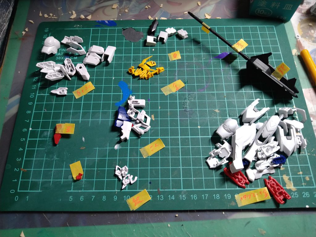 今回も塗装回数が多かったので各パーツを色分けして作業を行いました。制作過程はこれで以上となります。見て頂きありがとうございました!!