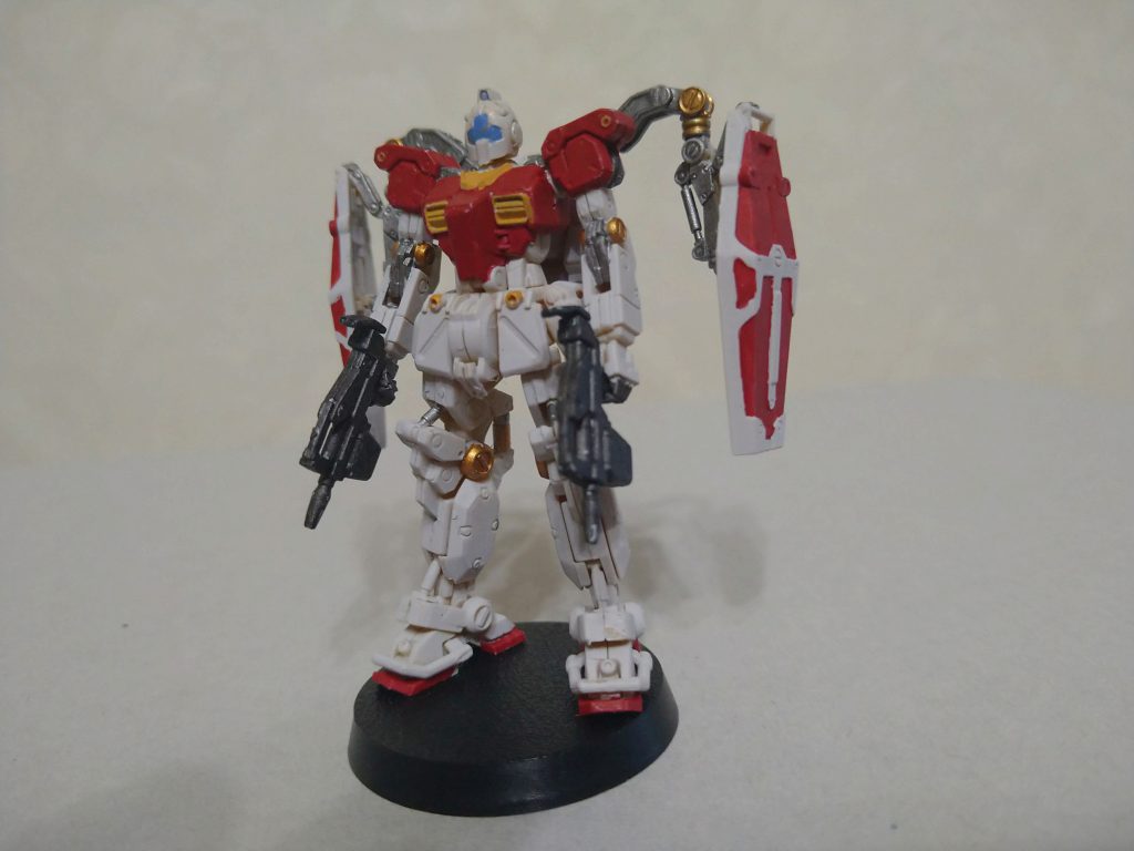 TB版ジムTB版ジムはくすんだ青みたいな色ですが、個人的にジムは赤が好きなので赤で塗装しました。