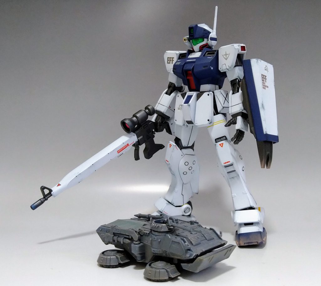 08小隊仕様のホバートラックと。（サンド系のオアシスと色違いますが。）