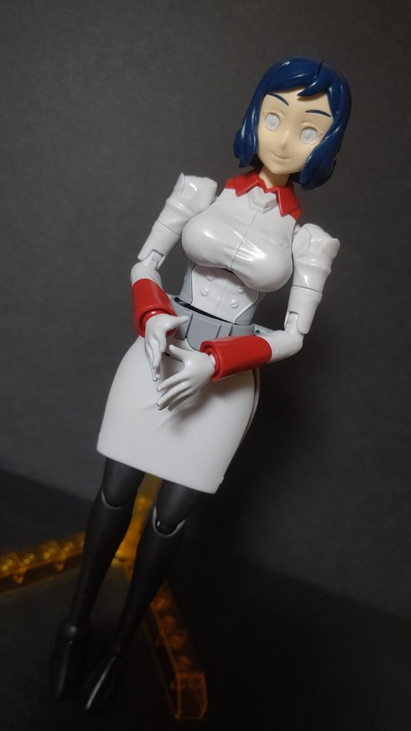 素組状態。目に色がないとすごく怖いw