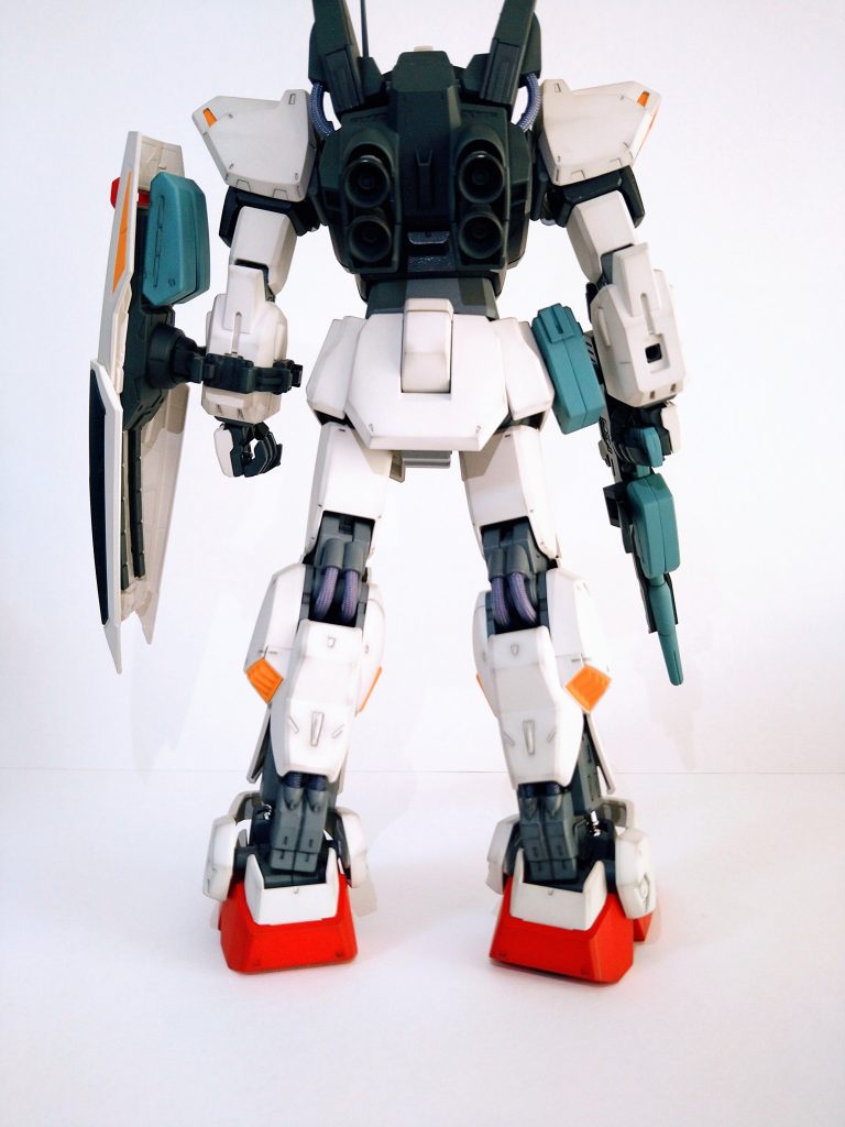 後。とはいえ、画期的な『ムーバブルフレーム』様のおかげで内部フレームまで全塗装させられるハメに。