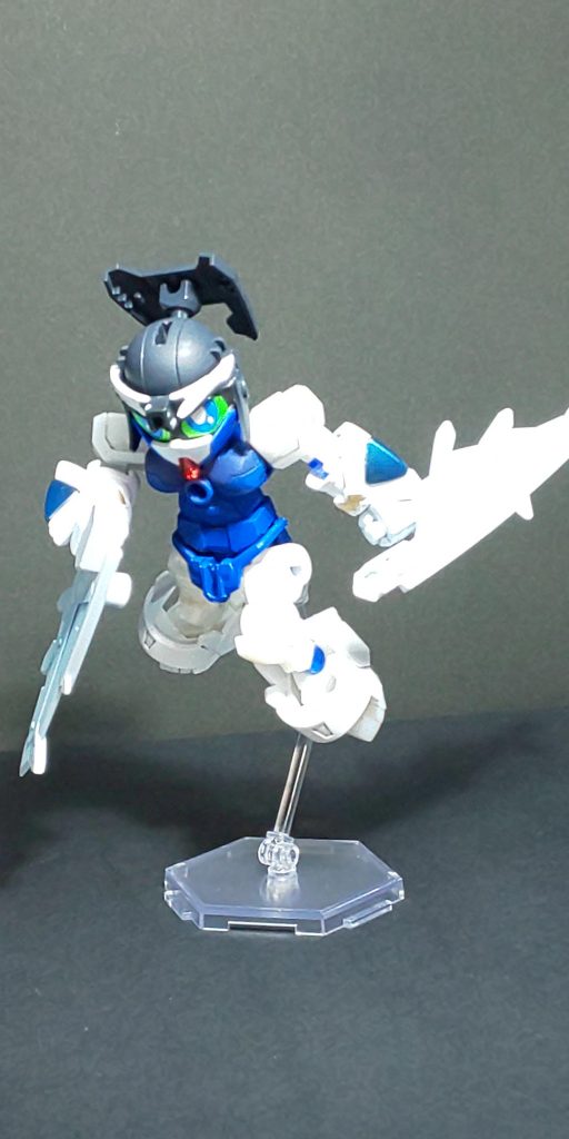 BB戦士と言えば軽装形態ですよね。一部差し替えで再現しました。騎士というよりはくノ一っぽくなりました。