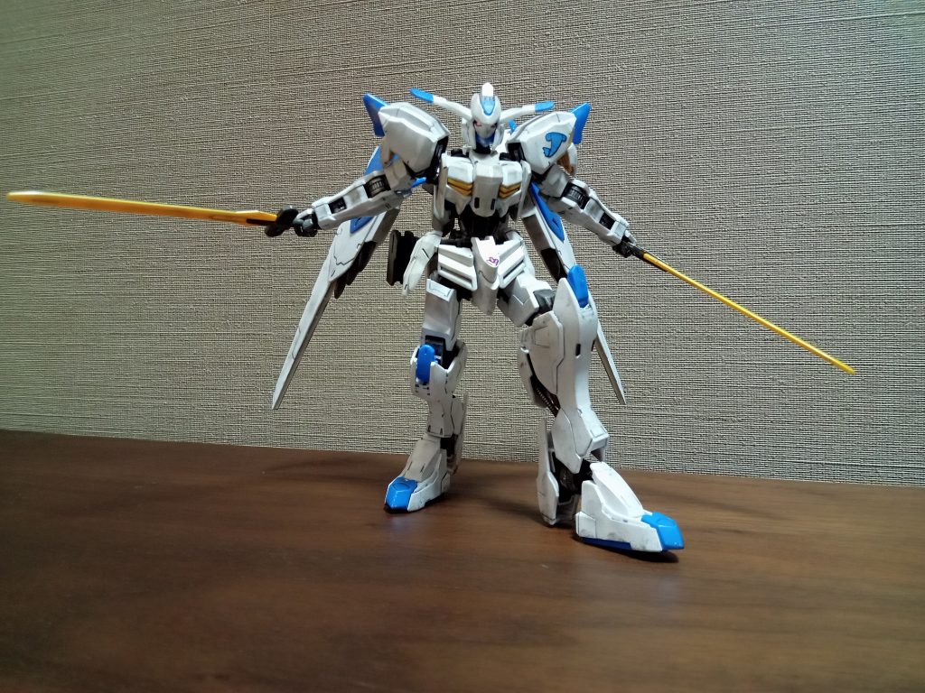 ガンダムバエル–2枚目/制作者：まっちゃん