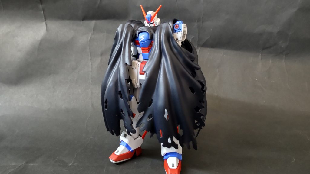 A.B.Cマントは原案勝負服をイメージしたカラーにしました。