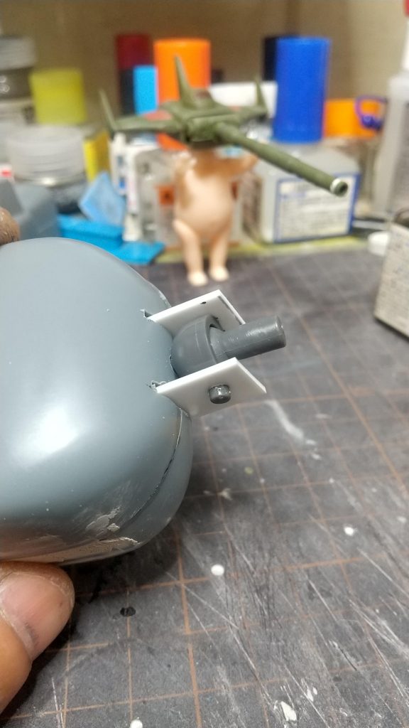 股関節は大型ボールジョイントに変換