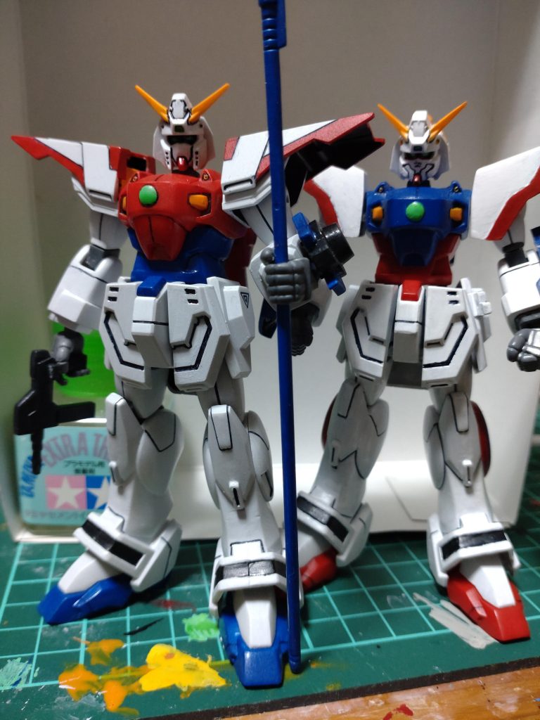 シャイニングと。珍しく銃火器が付属してたり、Gガンには珍しい機体でした!デビルガンダム、HGノーベルガンダムが全然売ってない…(汗)あれば制作します!それまでガンプラはお休みします…。