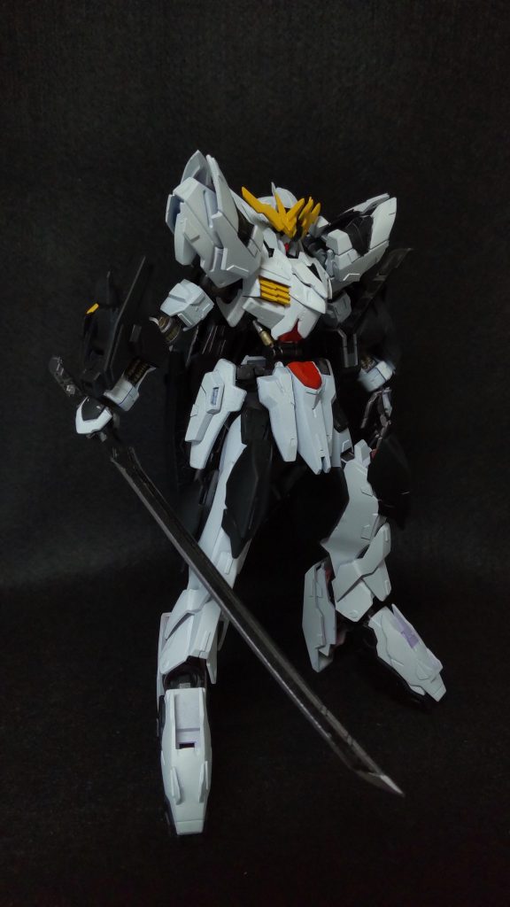 武装1 太刀本機のサブ近距離装備バルバトス第4形態のものと同じもの