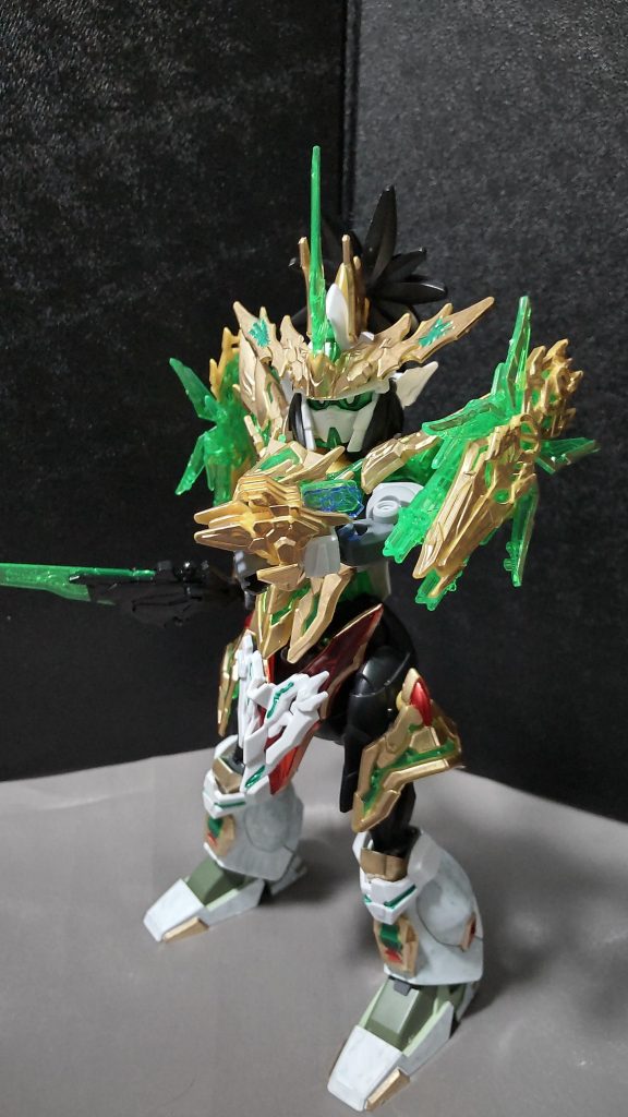 左腕にダンコーンメモリを挿し込むことで、真の力が解放される……！！！