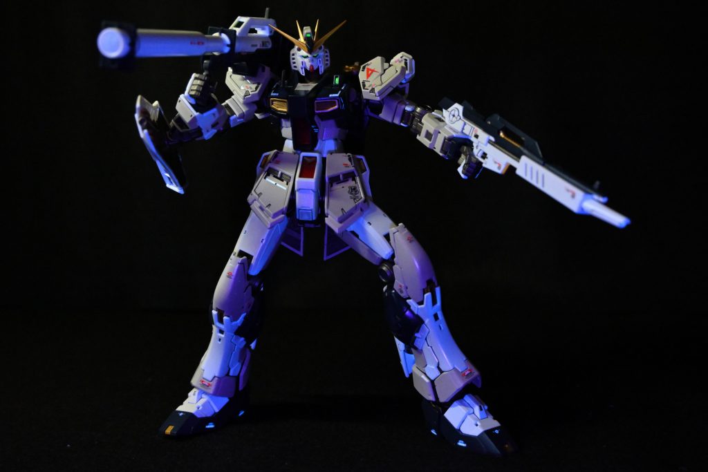 既に十分完成されたキットなので、ディテールアップはしませんでした。塗装とスミ入れだけしました。