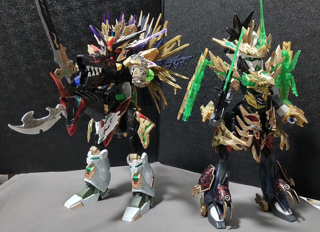 前作の窮奇ストライクフリーダムガンダムを付けてみました。しかし胸部の董卓がダンコーンに干渉するので、天高くとまではいかないようだ。※他のプラモとの合体は制作ストーリーに回しますので、是非見てやってください。