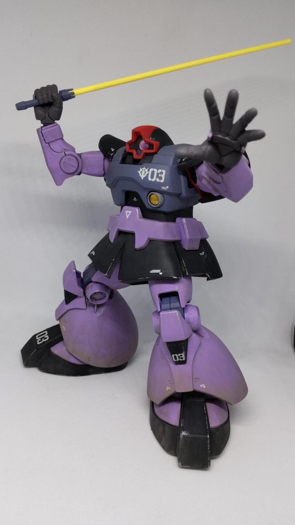 ヒートサーベル構え。発熱状態は…今度作ります…。