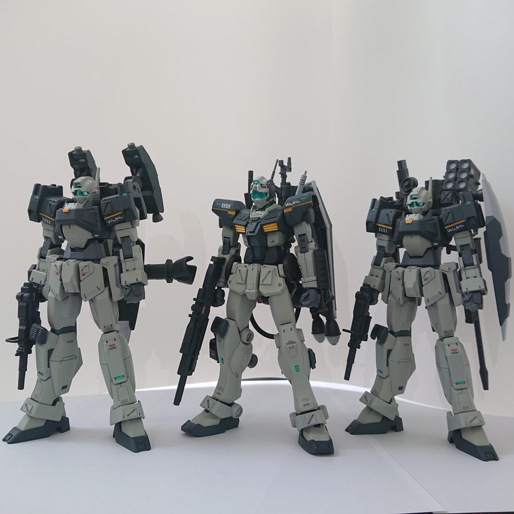 北米オーガスタ基地で開発された最新機という脳内設定です。本体色は米軍機のネイビーブルー、ガルグレーにしました。初のほぼ全塗装です。名前はジムアドバンスとシャデルにしました。