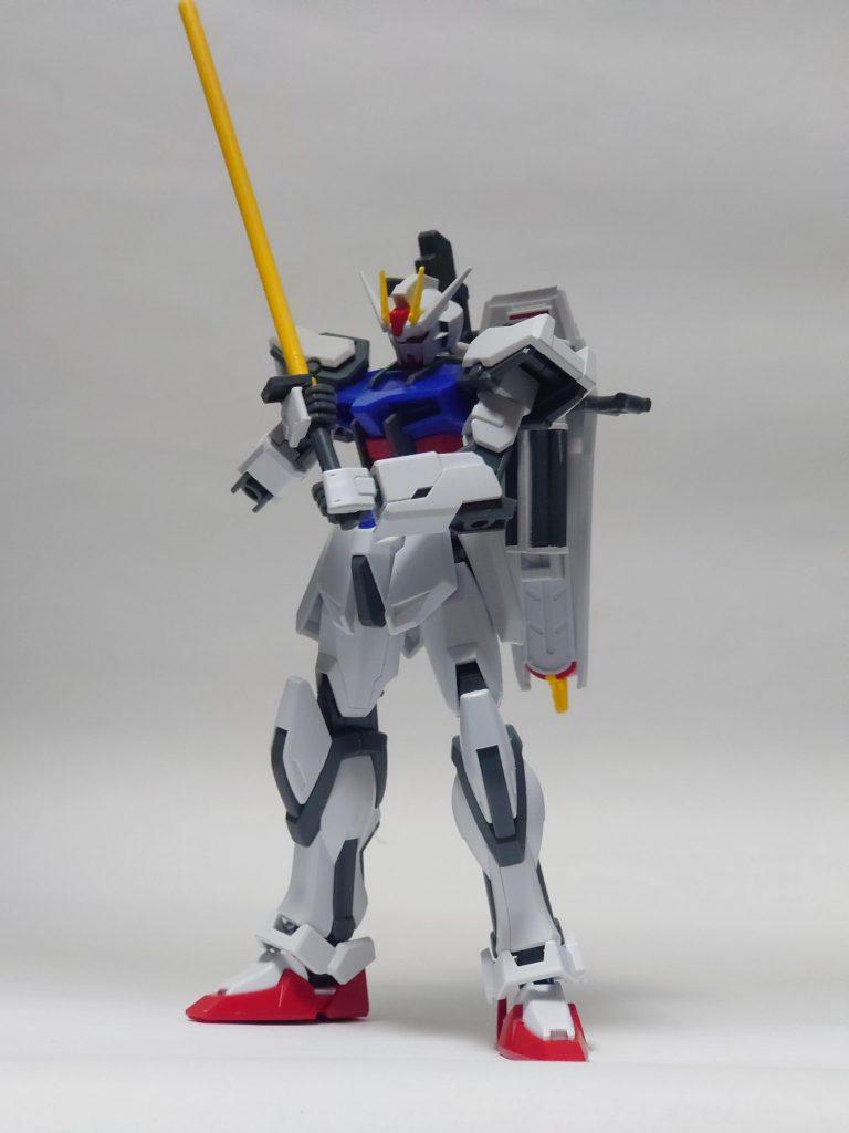 ヒート・サーベルは両手持ちができる…スゴイキットだ。