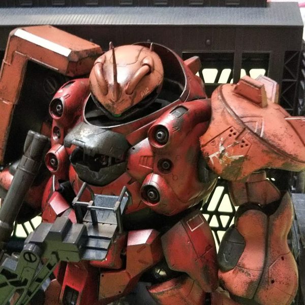 1/100グシオン　シャア専用機