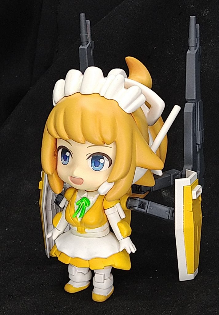 素体に使ったのはねんどろいどのミライアカリです原型が残っているのは顔と腕くらいであとはエポパテとかです