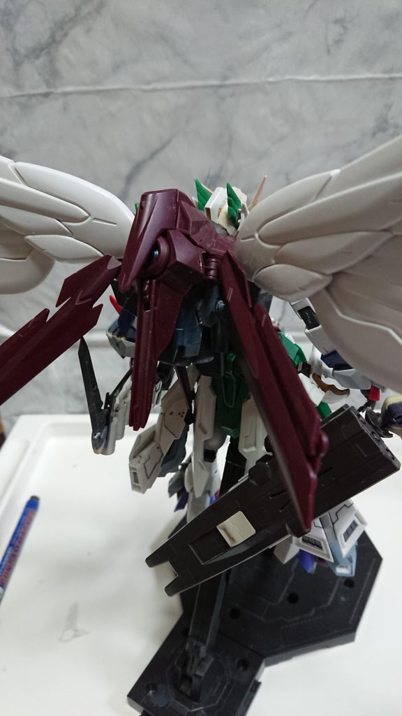 肩にかけていたノーネイムはバックパックにしましたフードマントにしました